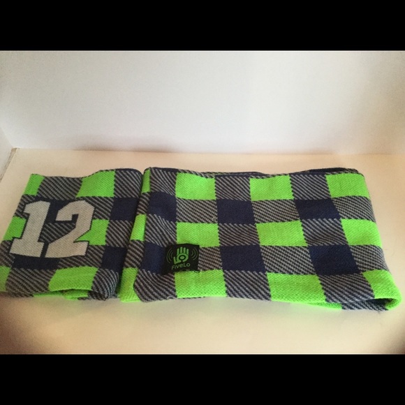 ❄️FiveLo Sports Infinity Scarf - Picture 1 of 4